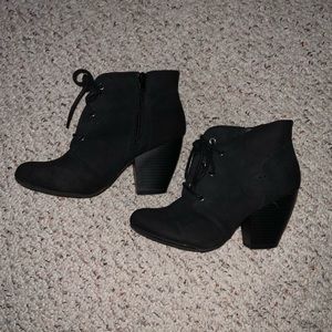 black booties
